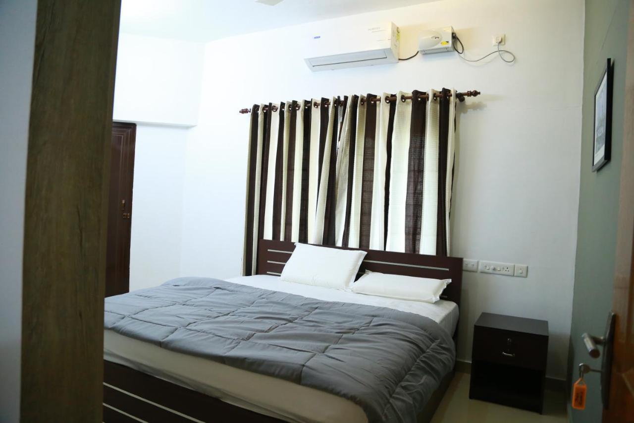 Down Town Holidays Thiruvananthapuram Dış mekan fotoğraf